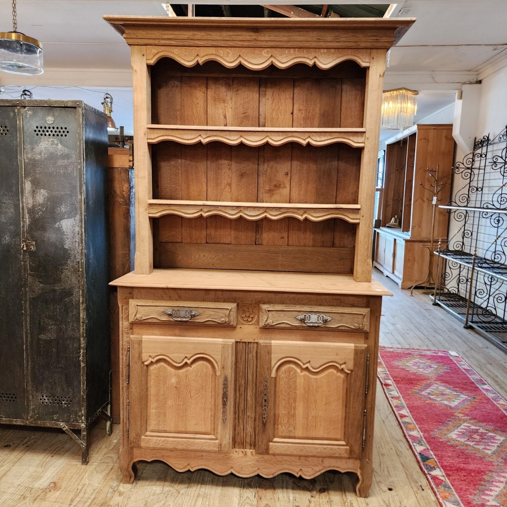 hutch dresser1.new