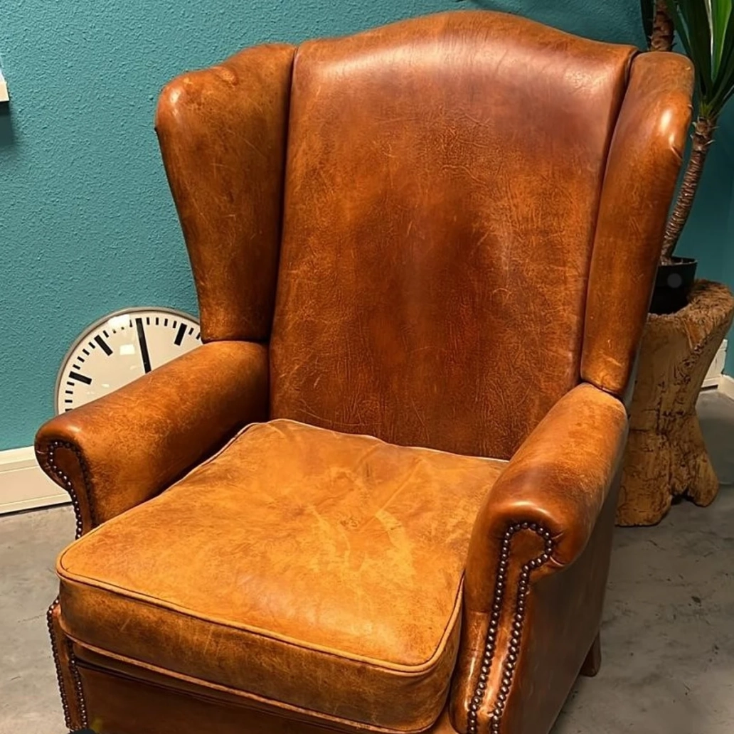 leather chair.new.6.1